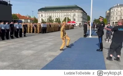 LudzieToDebile - Znowu? Rok temu było to samo. I widziałem gdzieś nagranie zrobione z...