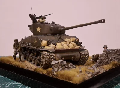 bo-banley - #modelarstwo #hobby #tworczoscwlasna #iiwojnaswiatowa

Sherman M4A3E8 
Ta...