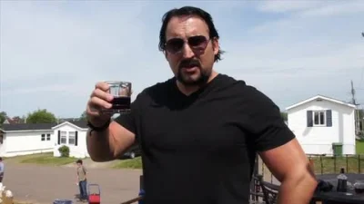 Larsberg - Trzymajcie się tam w tych barakach.

#przegryw