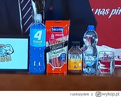 ruskizydek - Fatalnie obok siebie wyglądają te rzeczy
Jak boomerska wycieczka pociągi...