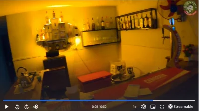 hans-kloss-23 - @levzor: "elegancko" - bar osiedlowy w komórce blokowej, circa 1987