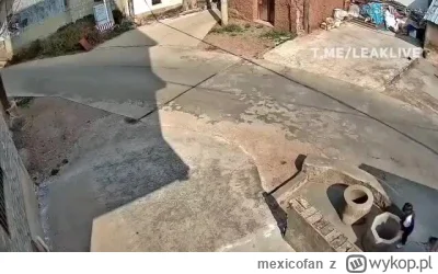 mexicofan - Proszę państwa, na filmie kińska wolność. A kto mi zabroni w-----ć moją w...