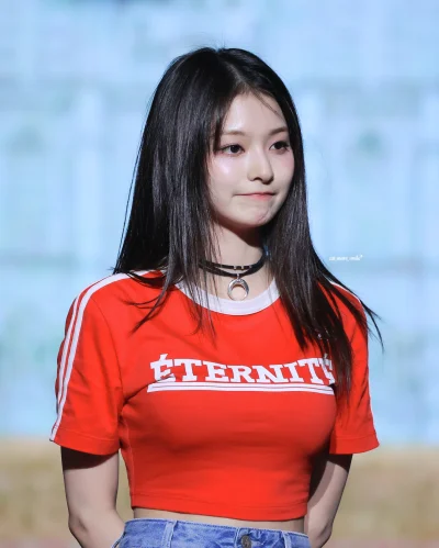 XKHYCCB2dX - #koreanka #nagyung #fromis9