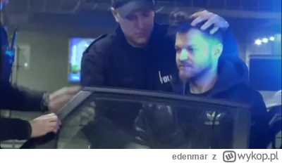 edenmar - @wieszjo: @Karmelicka27 @23IndigoPlayer23 cały film z ujęcia zwyrola