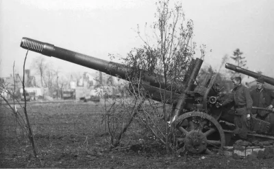 wfyokyga - Giga 152 mm haubicoarmata wz. 1937 (MŁ-20) – radziecka haubicoarmata oprac...