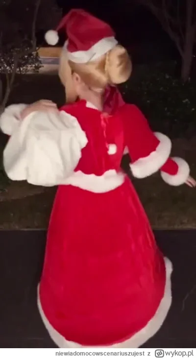 niewiadomocowscenariuszujest - #padoru #randomanimeshit