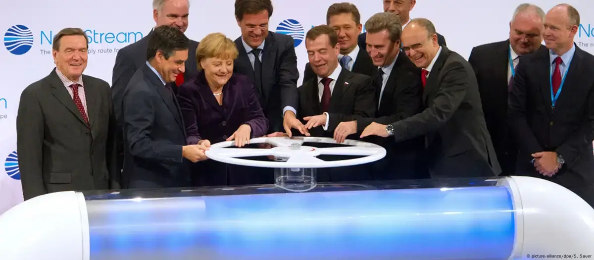 ZjemTwojegoRogala - To dosyć zabawne że zwolennicy obecnej władzy w PL i UE oskarżają...