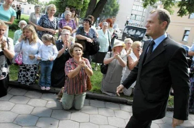 eduardo-garcia - @Time-traveler: Ta? Zresztą, zupełnie bez znaczenia. To symbol.