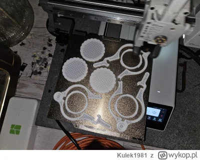 Kulek1981 - Mirek. Co? Nie masz jeszcze prezentów dla rodziców na gwiazdkę. ...... po...