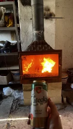 tpleszczu - #chwalesie 
Zrobilem sobie kominek w garażu i będę mógł zimą też coś tam ...