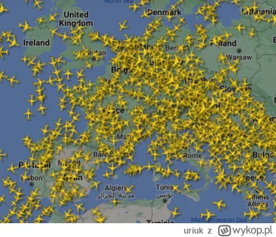 uriuk - Popatrz na dzisiejszą mapkę i porównaj ile samolotów lata nad Portugalią a il...