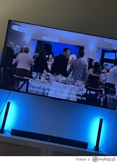 Frasiu - Garnitur w dolary XDDD

#slubodpierwszegowejrzenia