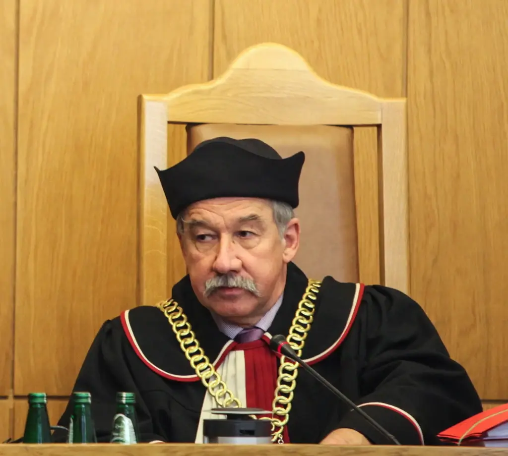 TeresaKorolInvestments - Polska, jak to się mówi, przeciętnie, Nawrocki wchodzi w pań...