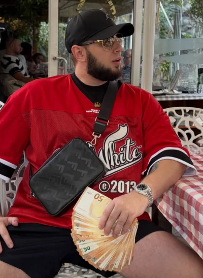 AudreyHorne51 - #famemma tak się ziewa