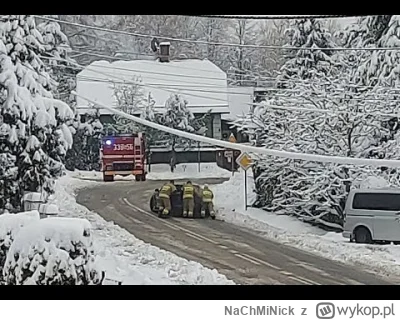 NaChMiNick - >7 pozarnych z budrzetófki

@mszuriam: ich może nie obrażajmy ... 
https...