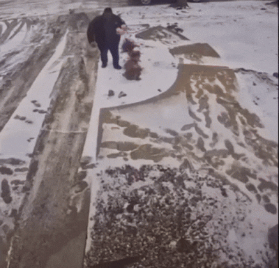 Drom - Syzyf.
Męczennik.
Cierpiętnik.