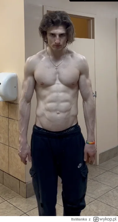 Itslilianka - czy wg was taki framecell wygląda źle? wg mnie jest gicior