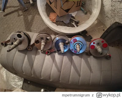 mpetrumnigrum - #simson

Dziś powracam z waszym ulubionym wątkiem na tagu #motocykle ...