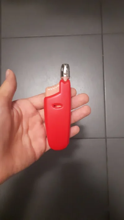 lvbie_placki - Ej koledzy bo kupiłem takiego wejpa ale jak go używam to strasznie pal...