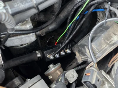 radziuxd - Mój quattro gruz gotowy na zimę. Zimówki założone, dogrzewacz płynu zamont...