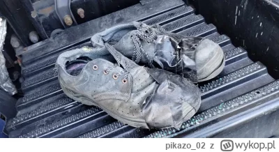 pikazo_02 - Chyba już moje buty robocze mówią pas.
#zycietruckera