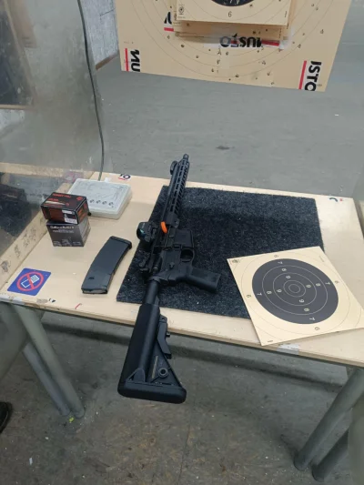 etherway - @ulath: nie no, AR to must have, dobrze, ze sa znajomi w klubie i mozna si...