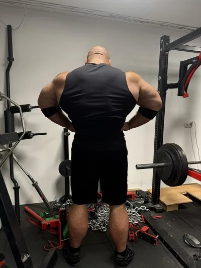 Karakatamakatula - myśle, że znalazłby się co najmniej jeden wykopek który by wtargał...