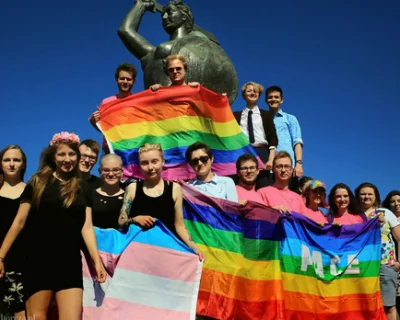 jan-fifalski - ostre żywe kolory są niebezpieczne, tak zdecydowała natura