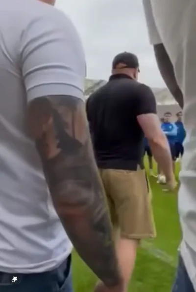 WielkiElektronig - https://www.facebook.com/share/v/kwyBNotpS3gCyj9M/

Tu pełna wersj...