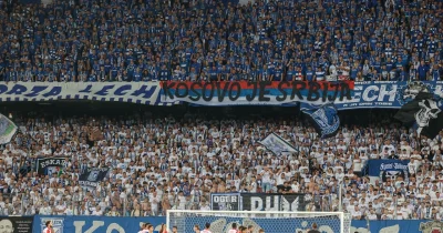 AgentGRU - >pokaż przykład gdzie kibice wywieszają rosyjska propagandę

@MirasPdk: