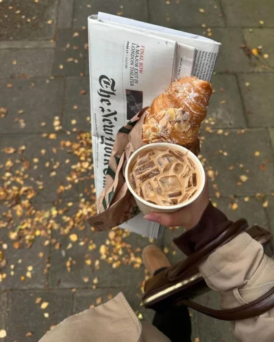 serniczekwiedensky - Moglbym trzymac tak kawe z lodem ale nie mam takiego plaszcza, n...