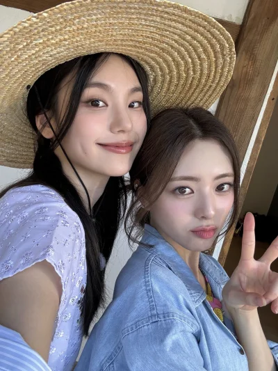 Tsuoiden - #koreanka #yeji #yuna #itzy