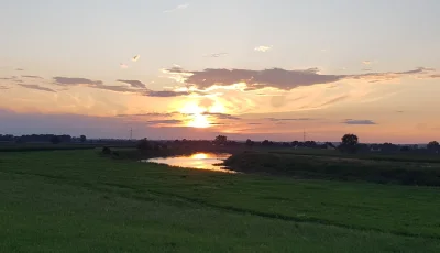 niebieskooki23 - Zachód Słonca 'istnieje' 
Ja: (｡◕‿‿◕｡)
#spierdotrip #rower #zachodsl...