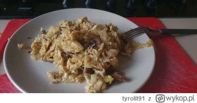 tyrolit91 - #przegryw #foodporn
Chuopska kolacja. Jajecznica z pieczarakami i cebulom...