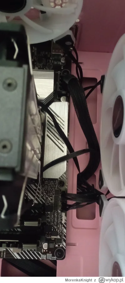 MorenkaKnight - @MePix