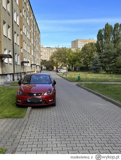 maikeleleq - Waszym zdaniem takie parkowanie jest spoko czy nie? Jest prosta zasada ż...