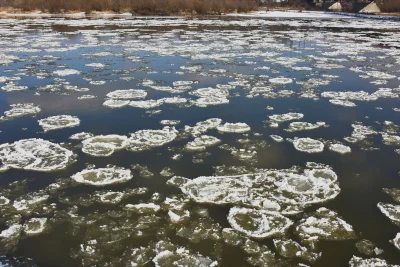 Atreyu - Śryż

Dziś czytając wiadomości pogodowe, dowiedziałem się o istnieniu takieg...
