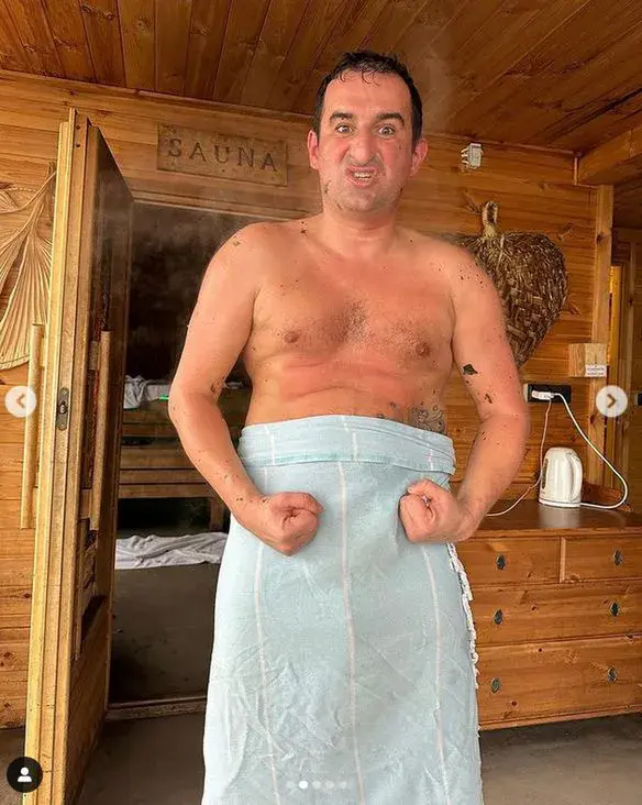 UsmiechnietyAnon - #f1
Robert regeneruje siły po wyścigu