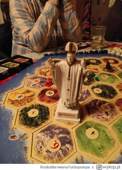 RozkalibrowanaTurbopompa - Gdy w #catan zabraknie figurki złodzieja:
(@palmoos wybacz...