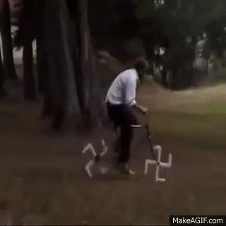 Corvus_Frugilagus - @poczucie-srody Nie wiem, też mi brakuje charakterystycznego wiat...