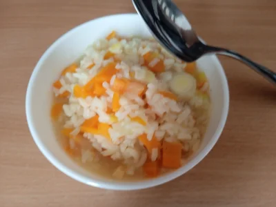 qew12 - Chłopu z tej zupy wyszedł sam ryż z warzywami ( ͡° ʖ̯ ͡°)
#przegryw #gotujzwy...