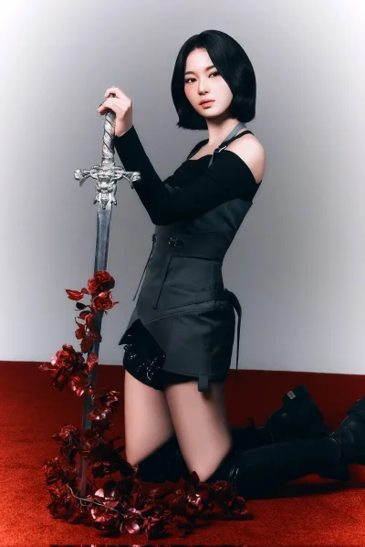 XKHYCCB2dX - #koreanka #isa #stayc