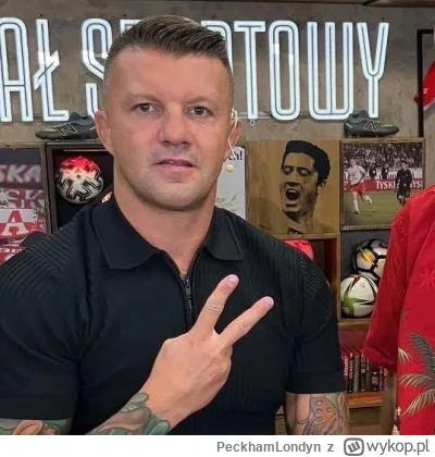 PeckhamLondyn - #famemma 
Kiedy Materla leży już 10 sekund.