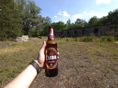 SzycheU - Znalazłem jakiś #urbex w lesie 
#piwo #szycheucontent
