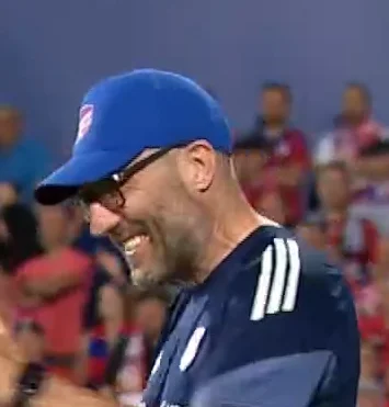 Volvoksysabonoopula - #mecz Ultra rzadki uśmiechnięty Mareczek