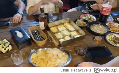 Chilli_Heatwave - @Vendigoo klasycznie, może pokazać jedzenie i coś powiedzieć to pow...