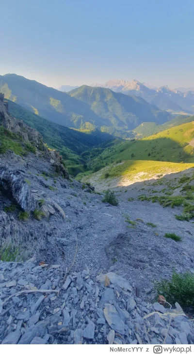 NoMercYYY - Poranek w Alpach francuskich

#gory #podroze #fotografia #dziendobry