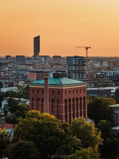 mroz3 - #dziendobry Ciepło, pochmurno.

WIATR............ zmienny z prędkością 4 km/h...