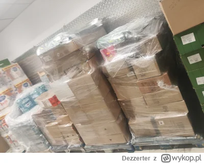 Dezzerter - @Niecodziennyy:  proszę już OP może sobie kupić swoje słodycze.