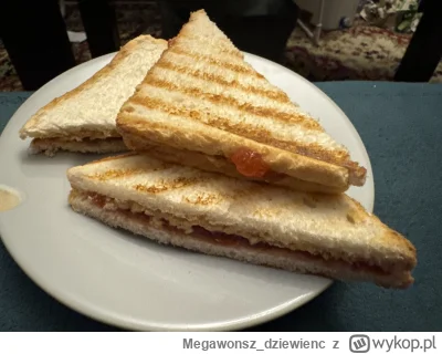 Megawonsz_dziewienc - Amerykańskie kanapeczki z masłem orzechowym i dzemorem (｡◕‿‿◕｡)